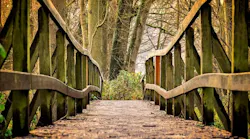 away-3024773_1920_0