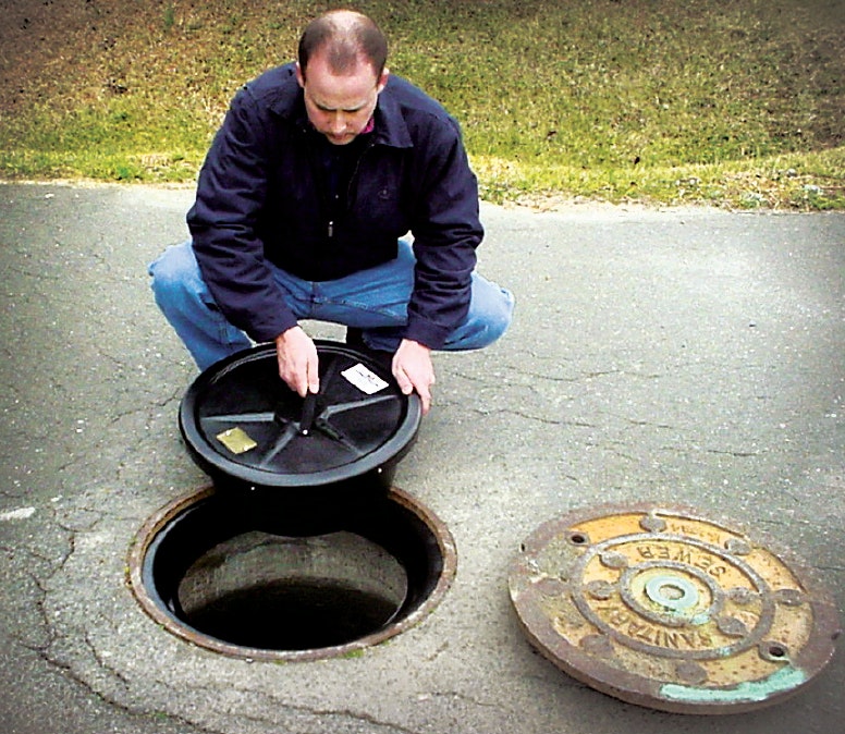 Kruger Hydrex manhole cover carbon filter-1