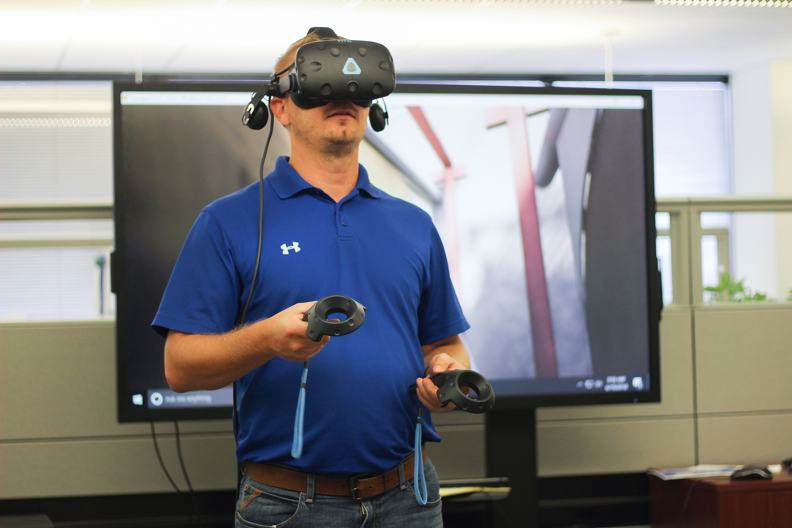 1655240467495 Lanvirtualreality110418