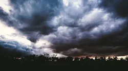 clouds-1246602_1280
