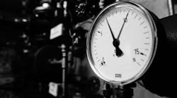 5-things-to-consider-for-high-pressure-valve-applications-pressure-gauge-2292979_1920-min