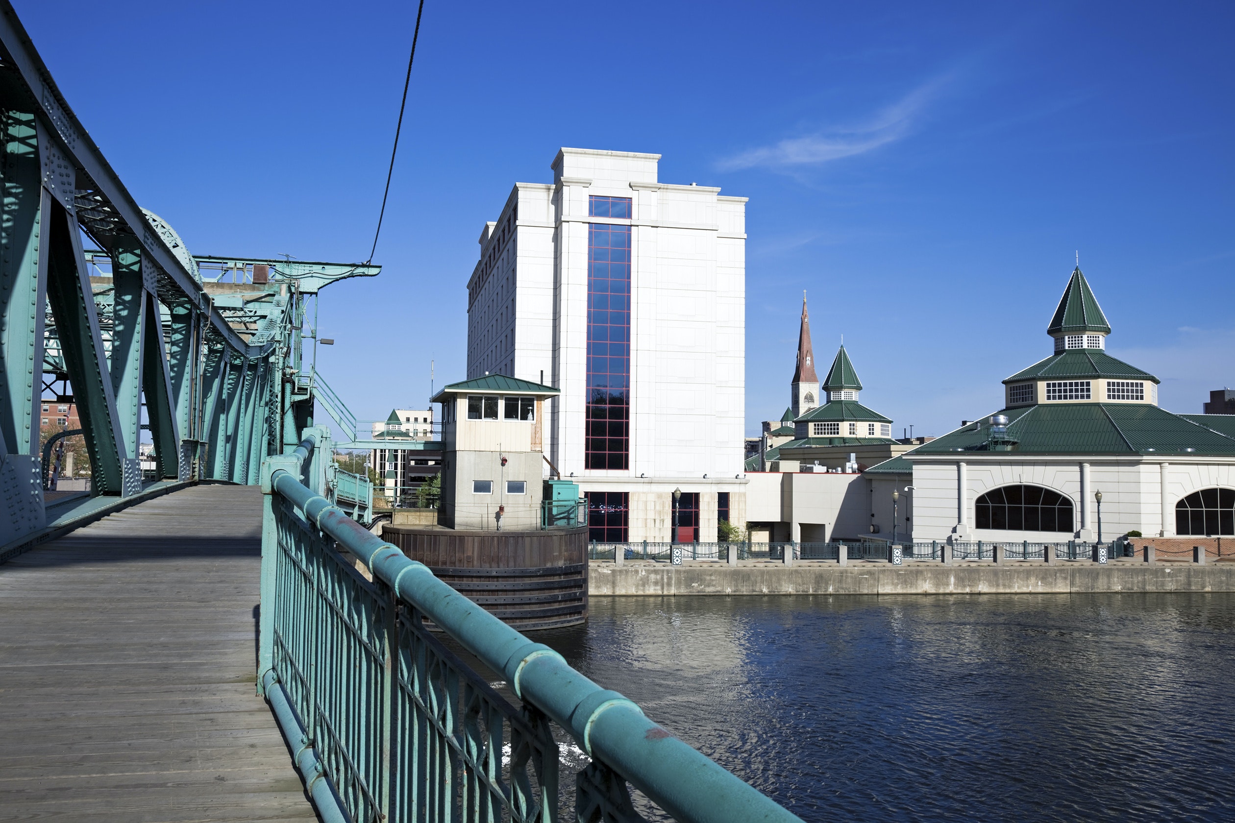 1655240590598 Jolietwater