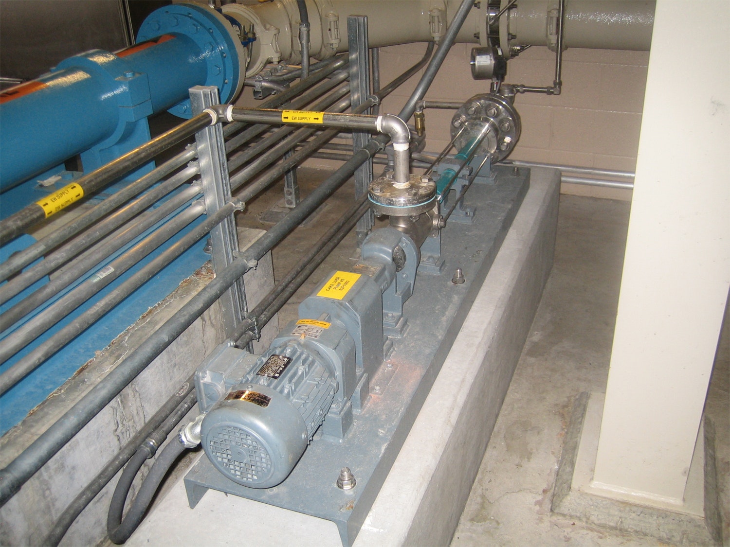 PHOTOS FOR NETZSCH ARTICLE 20131212-1