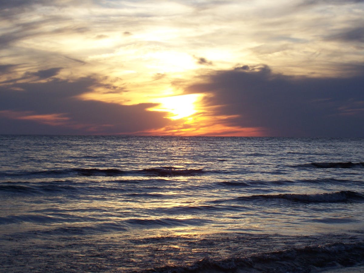 great-lakes-sunset-1-1396743