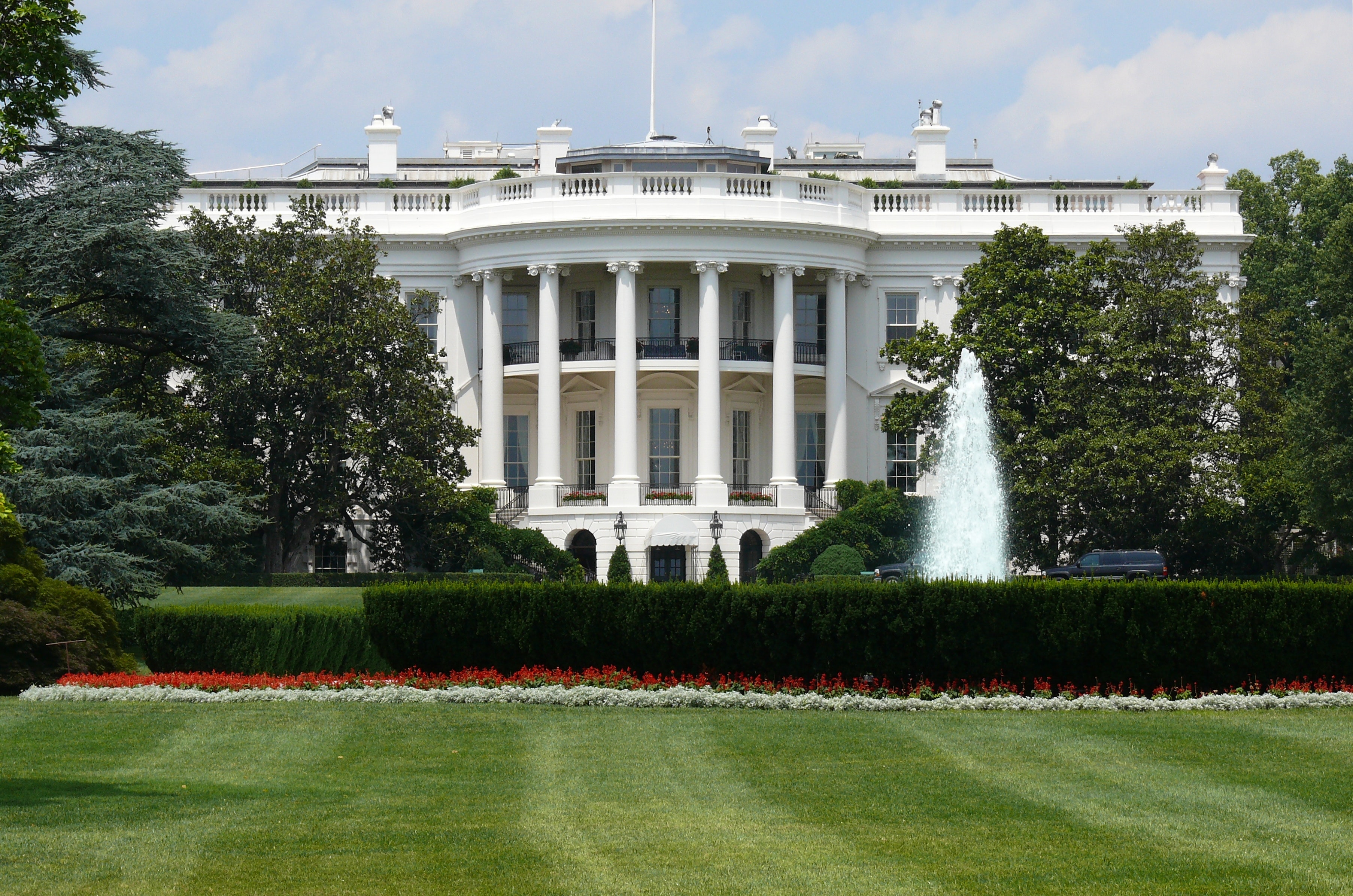1655327911385 White House 02