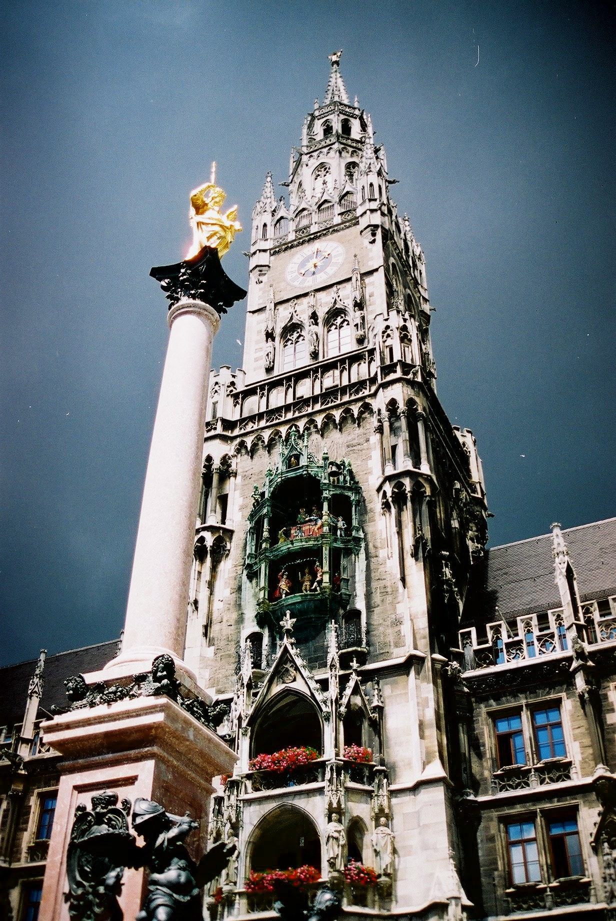 munich-tower-1525989 (1)