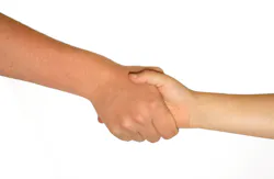 1655328023756 Shakinghands1238535