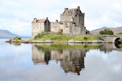 11.23 scotland-castle-1215017-1279x852