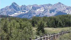 1.30 colorado-rocky-mountains-1247467-1279x959