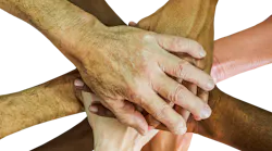 5.2hands-1939895_1280