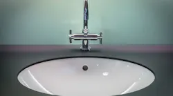 5.19bathroom-1851566_1280
