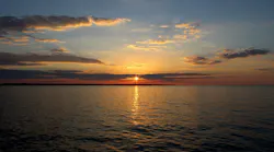 Lake Erie 2287609 12807