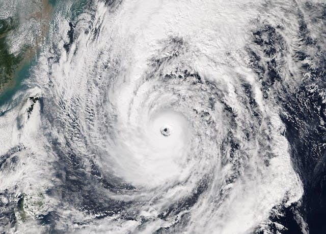TyphoonLanJapan