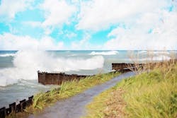 1655328218841 Wavescrashing1004890 960 720 1655328218841 Wavescrashing1004890 960 720