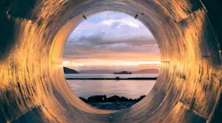 tube-945487_1280