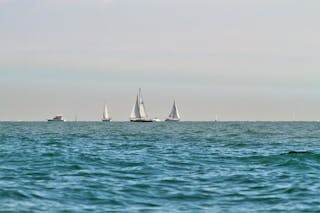 sailboats-4668853_1920