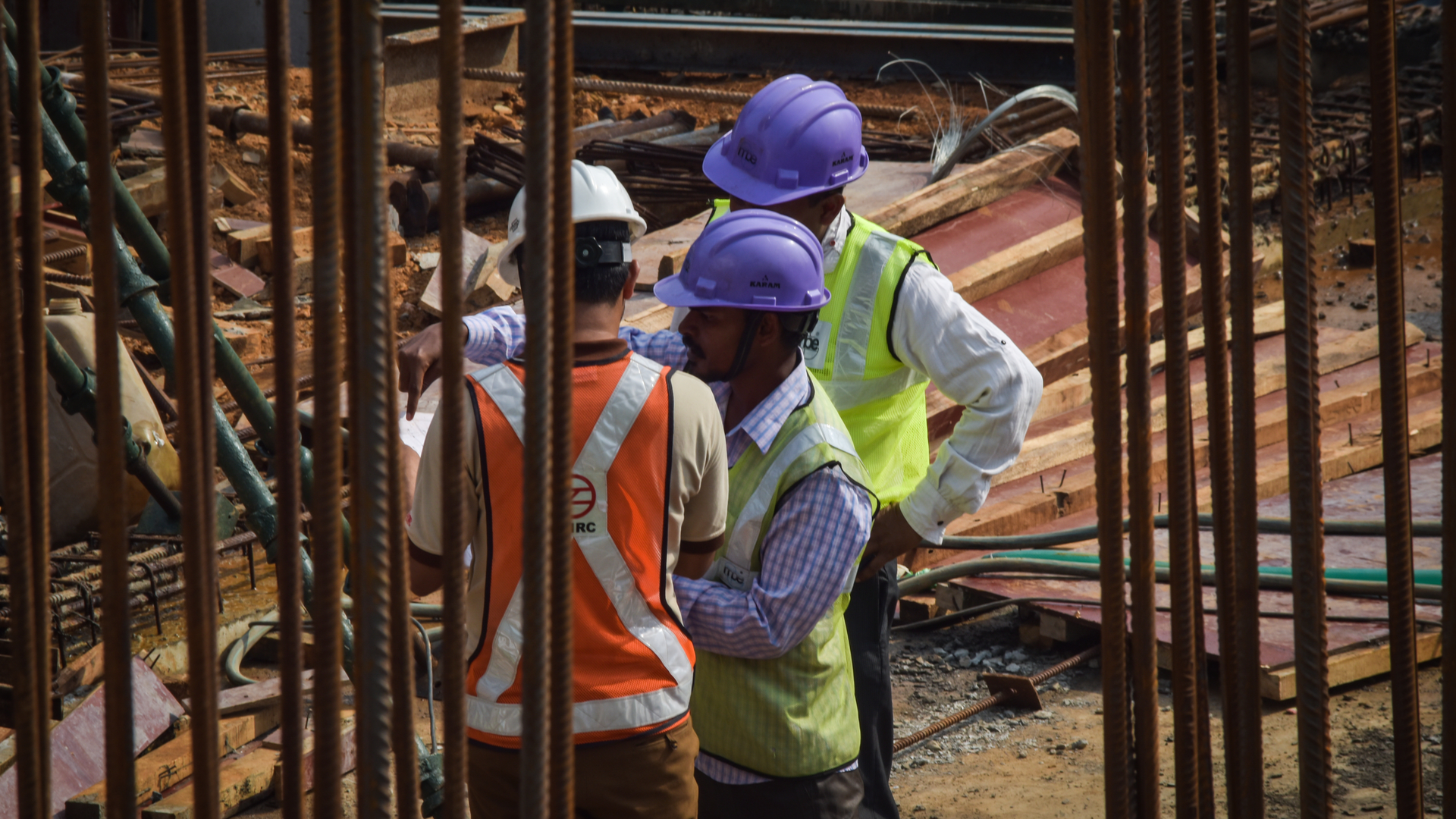 Before accepting a bid, consider the project delivery method that is best suited to make your project succeed based on the four core elements: complexity, schedule, budget, and risk.