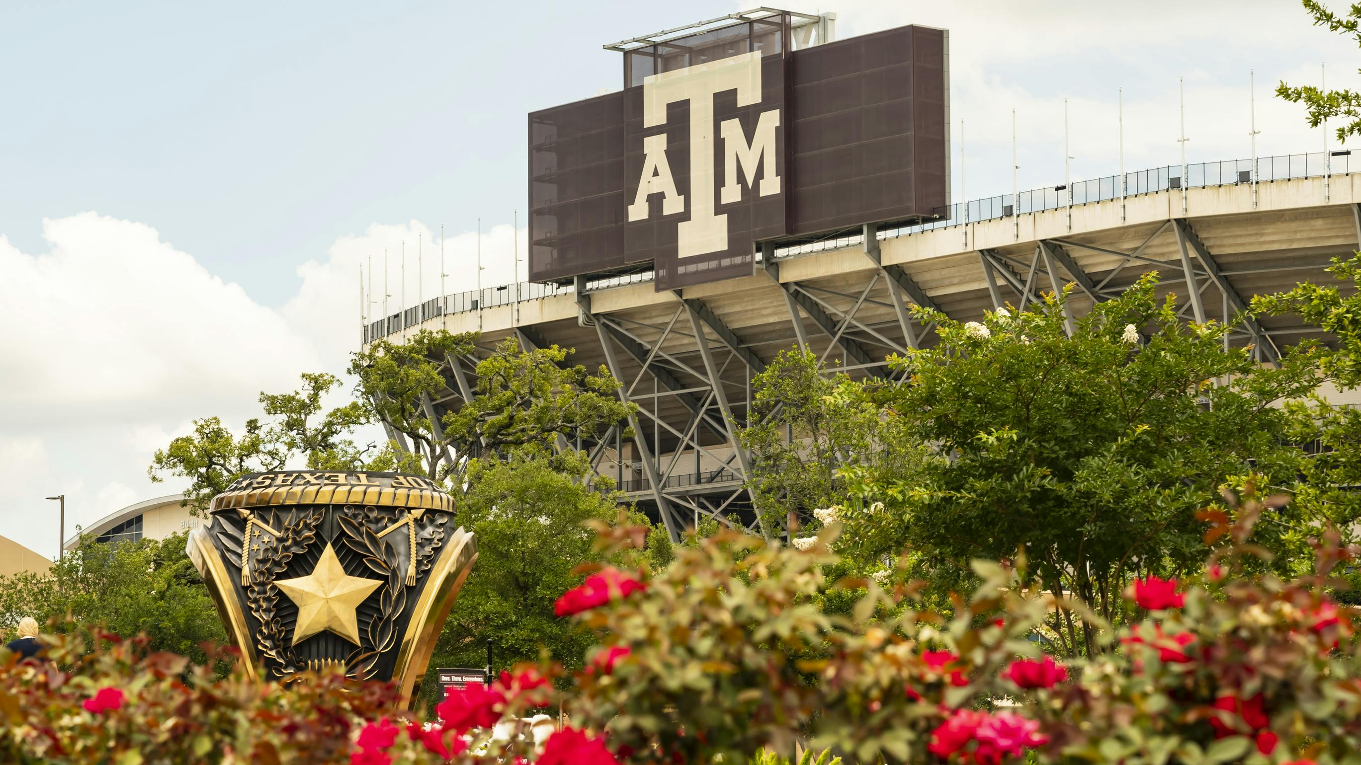 66a8f629dcb24f4f40b35bb5 Dreamstime L 186245780