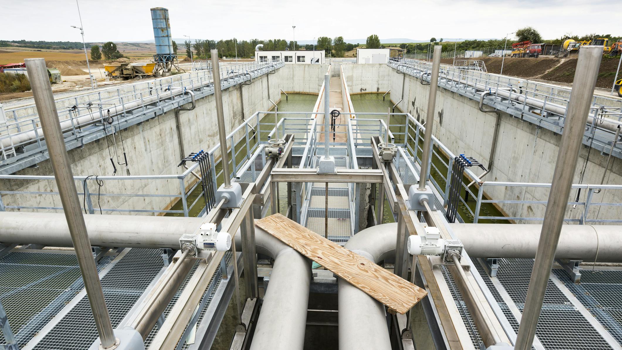 67e42c1307804eb3b6a04ccc Dreamstime M 76656752