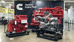 The S17 engine (Front, right) utilizes a 2-stage turbo system compared to the QST30 engine's (left) twin turbo setup.