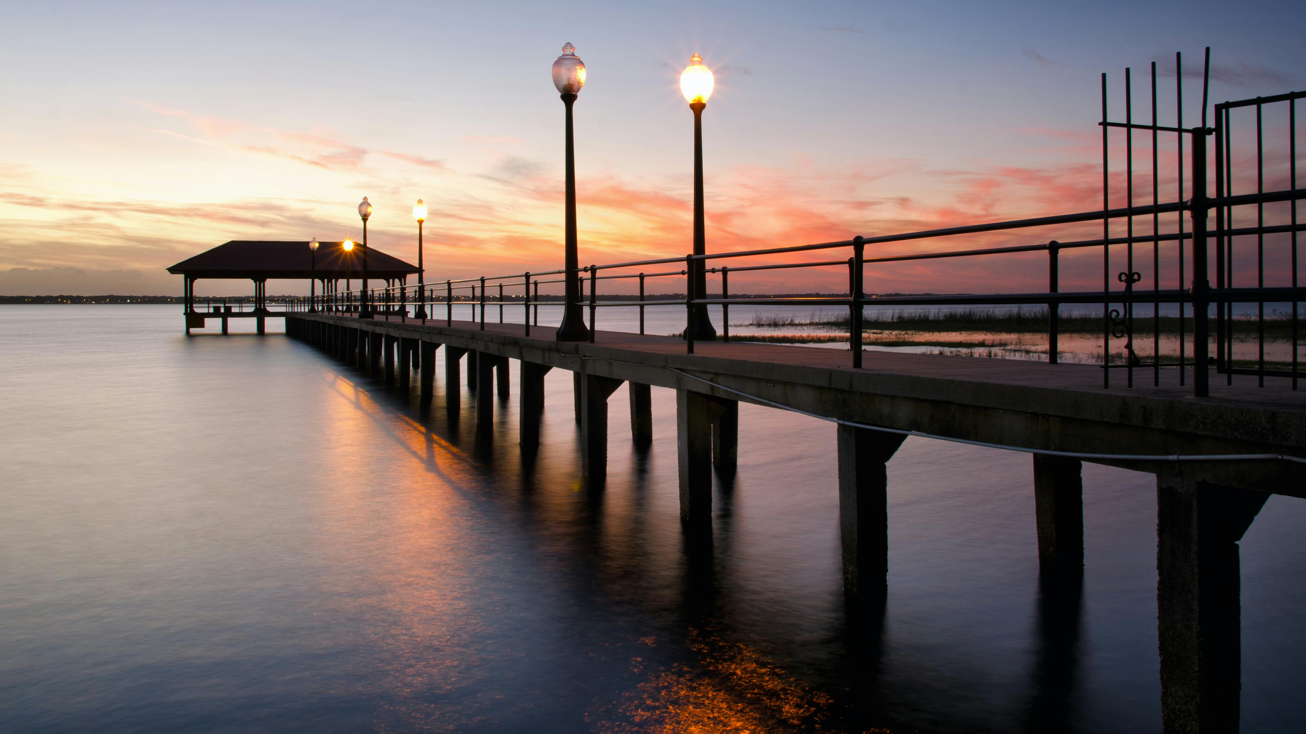 dreamstime_xxl_64740872