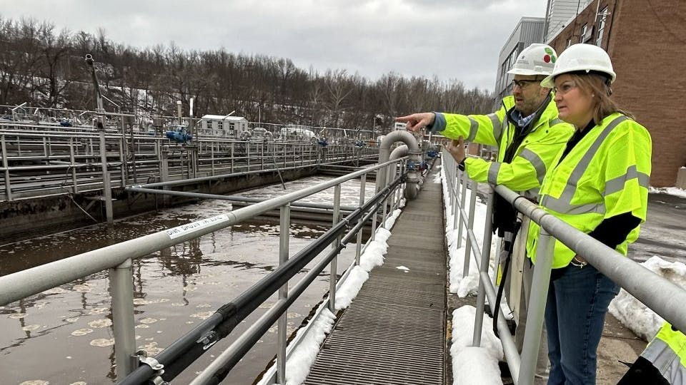 Daniel Rickard, Director of Engineering for PA American Water, leads a tour of the Scranton Wastewater Plant for EPA Region 3 Administrator, Amy Van Blarcom-Lackey (Photo and caption credit: EPA).