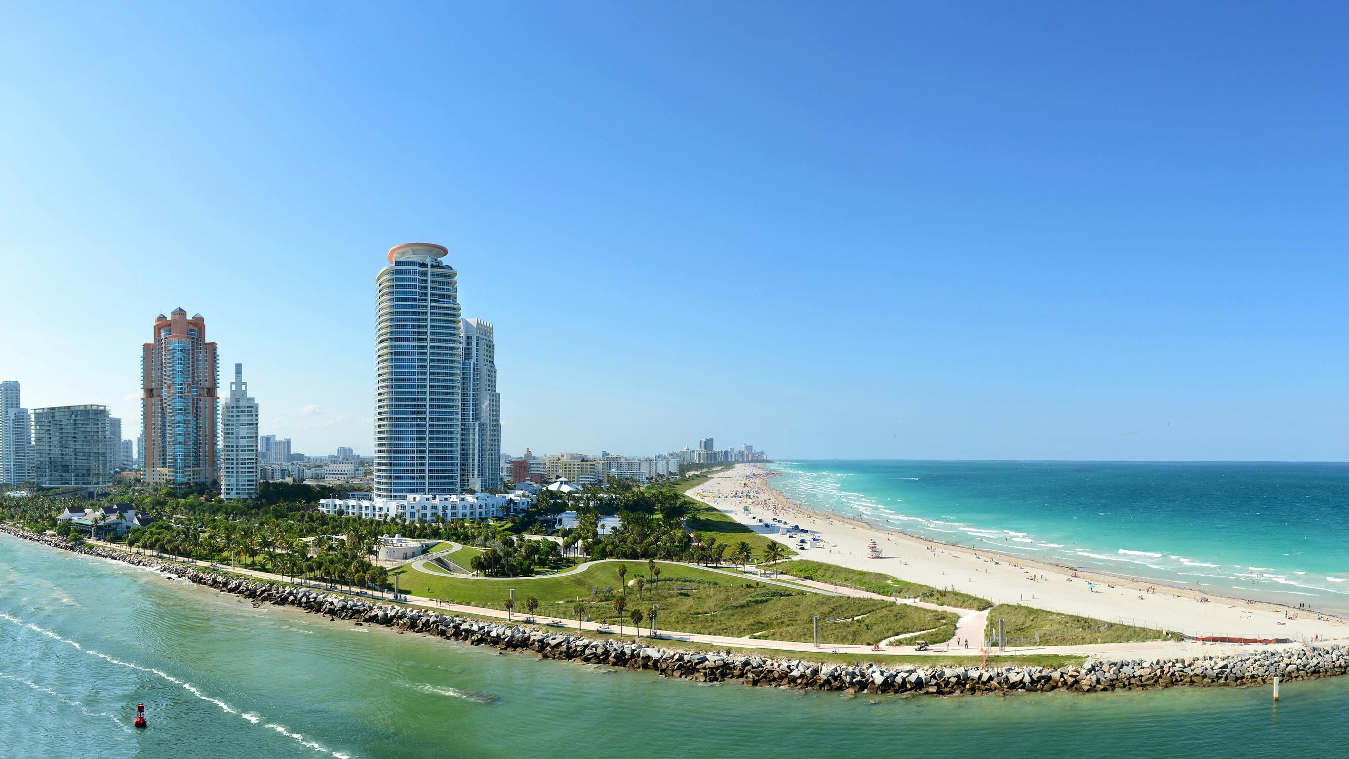 Panoramic aerial view of South Miami Beach
