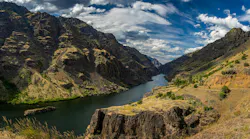 A view of the Snake River at the state line of Idaho and Oregon in Hells Canyon