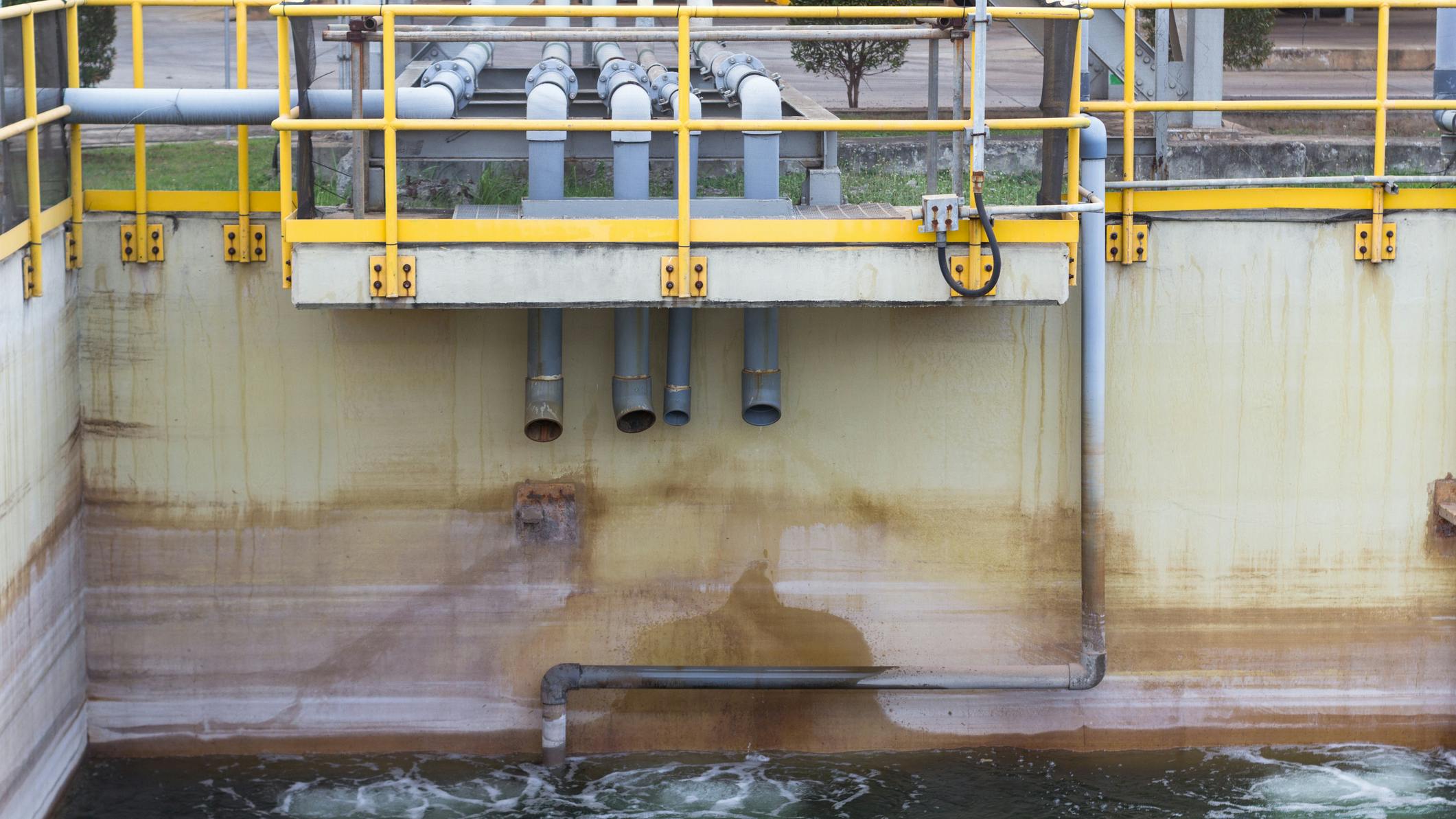 Researchers develop electrochemical process to remove salts and recover metals from industrial wastewater