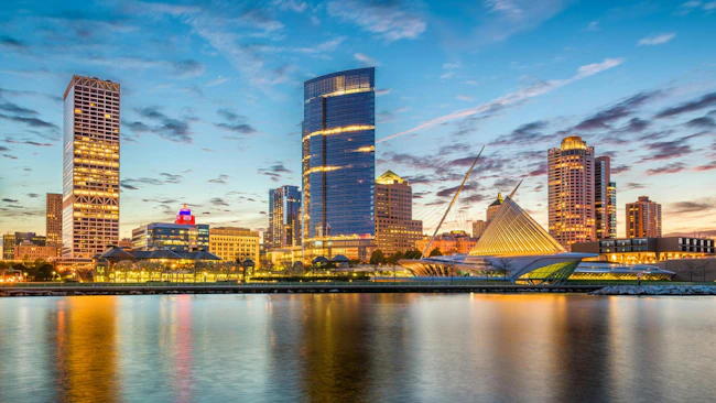 Veolia sues MMSD over wastewater operations contract procurement